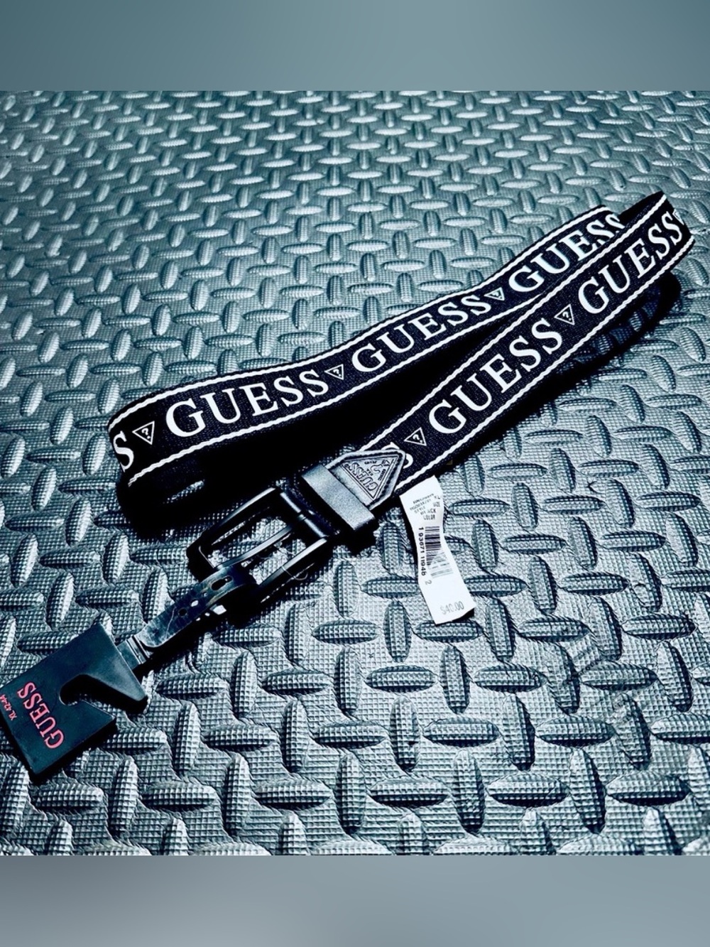 GUESS Men’s Black and White Logo Belt